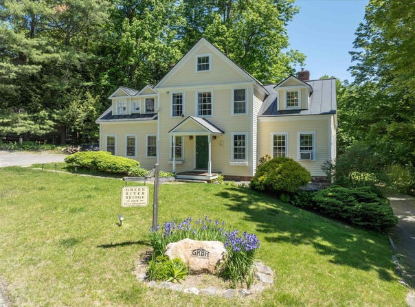 2435 Stage Road, Guilford, VT 05301