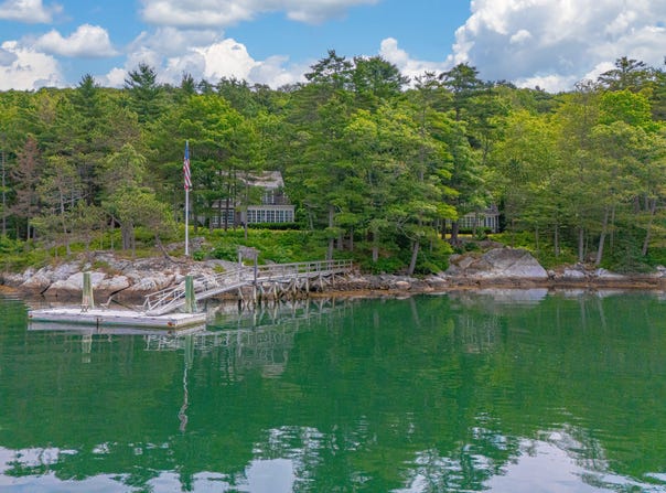 1 Half Moon Cove Road, South Bristol, ME 04568