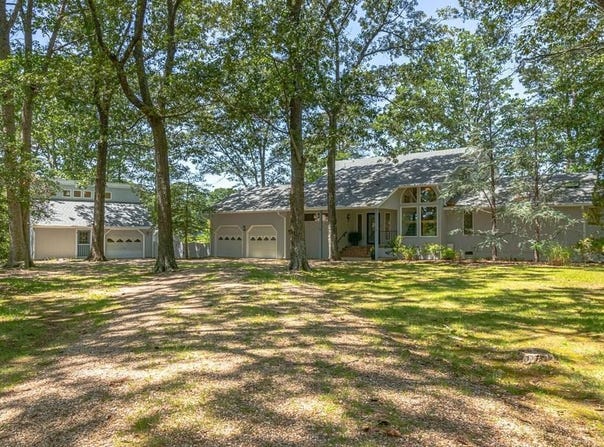 621 Harbor Drive, REEDVILLE, VA 22539