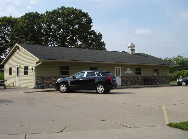 23991 3rd St, Trempealeau, WI 54661