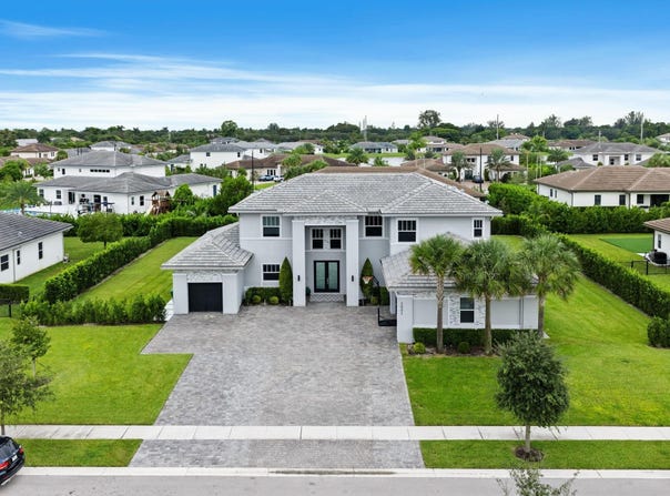 2001 Meadows Drive, Davie, FL 33324
