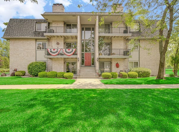 1725 Homan Drive, Schererville, IN 46375