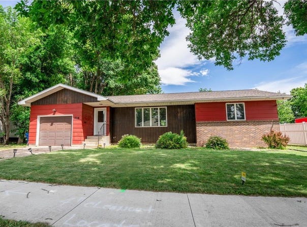 416 8th Avenue, Madison, MN 56256
