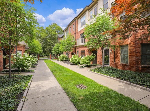 25 Victorian Gate Way, Columbus, OH 43215