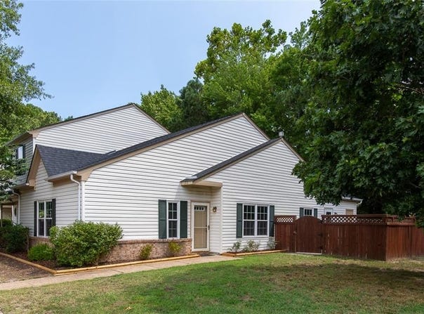 313 Wrought Iron Bend, Yorktown, VA 23693