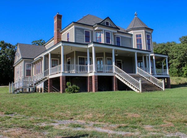 897 Rail Road, Marshall, AR 72650