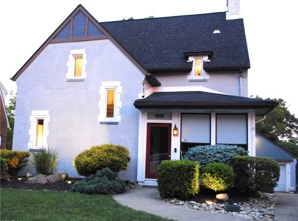 1952 Mccauslen Manor, Steubenville, OH 43952