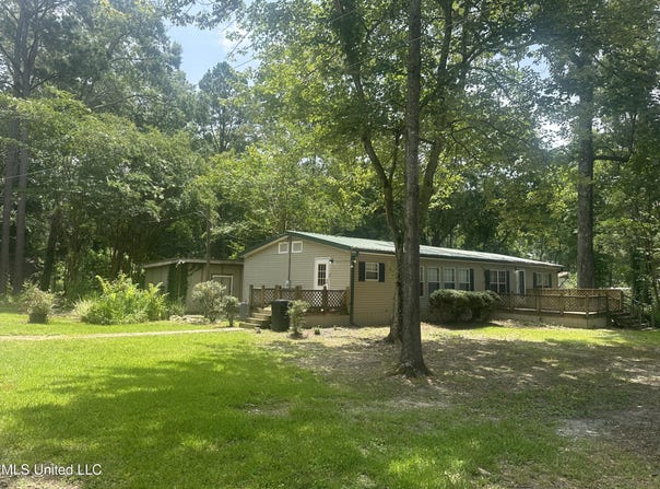 109 Cane Creek Road, Brandon, MS 39047