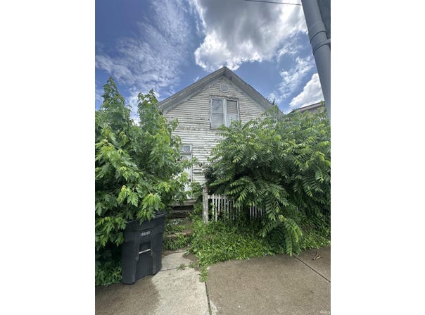 827 N 13th Street, Lafayette, IN 47904
