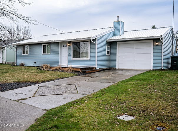 1612 E 2nd Ave, Post Falls, ID 83854