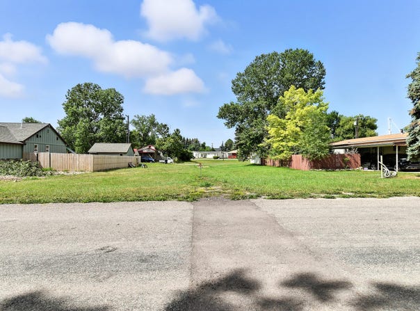 120 5th Avenue SW, Choteau, MT 59422