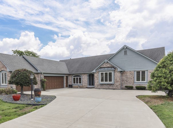 1021 Hudson Bay Drive, Greenwood, IN 46142