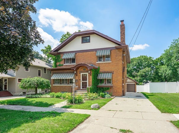228 N LONDON, ROCKFORD, IL 61107