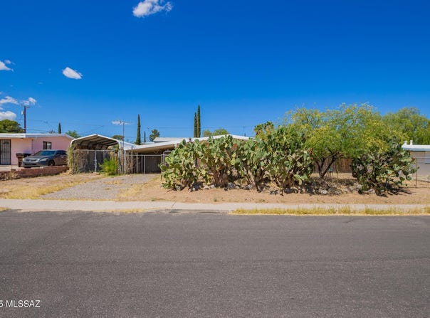 316 S Avenue B, San Manuel, AZ 85631