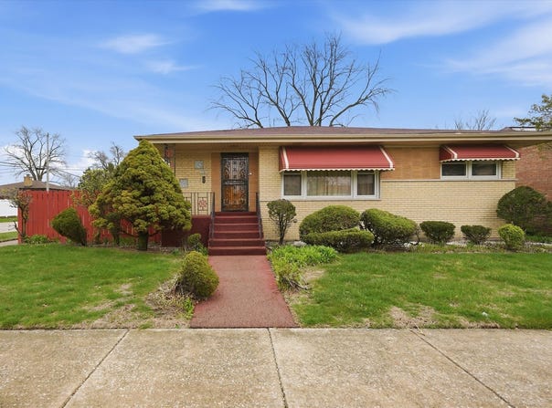15201 Sunset Drive, Dolton, IL 60419