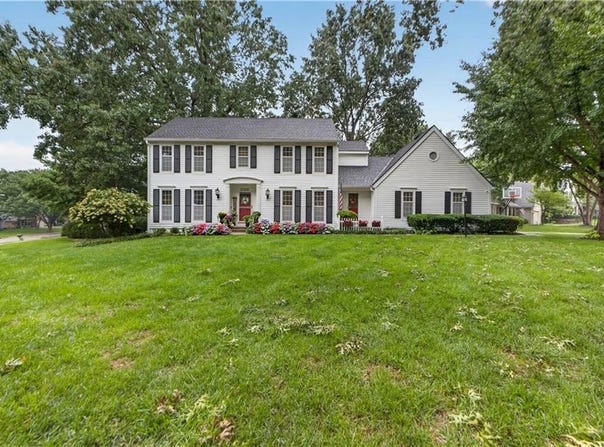 12400 Sagamore Road, Leawood, KS 66209