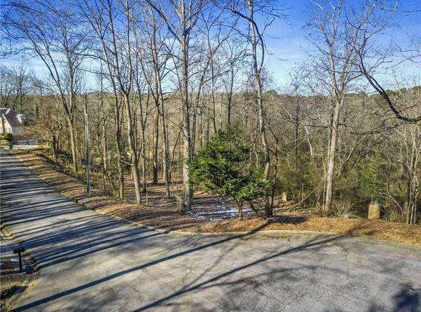 14 Geraldine Drive SE, Smyrna, GA 30082