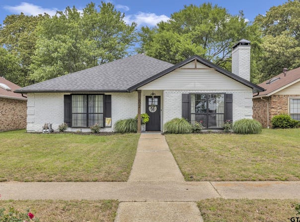 602 Pierce, Lindale, TX 75771