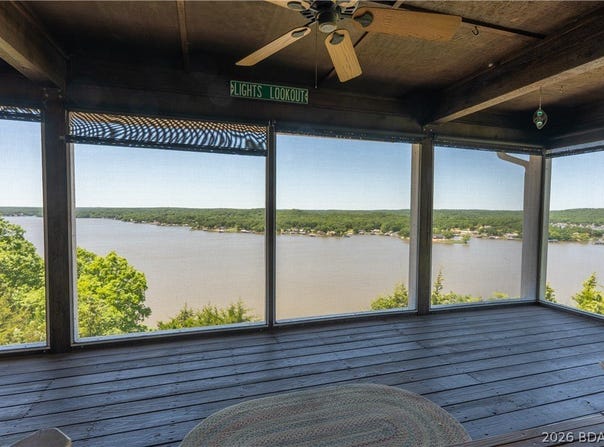 1265 Singing Oaks Drive, Sunrise Beach, MO 65079