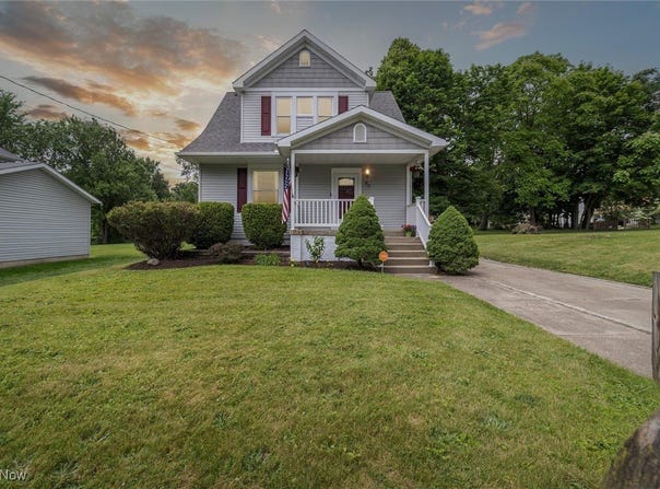80 N Valley Street, Akron, OH 44303