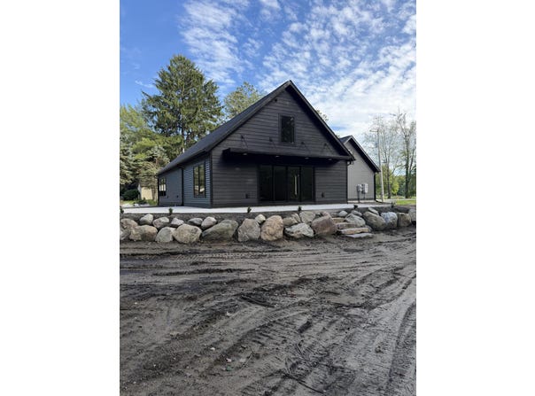 770 W Pontaluna Road, Norton Shores, MI 49444