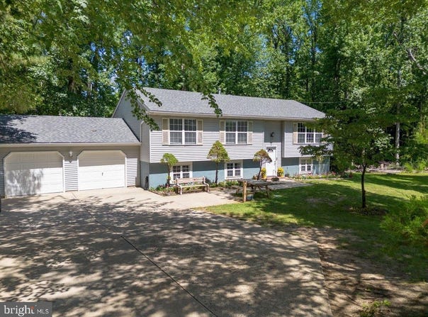 8275 MAPLE AVENUE, PENNSAUKEN, NJ 08109