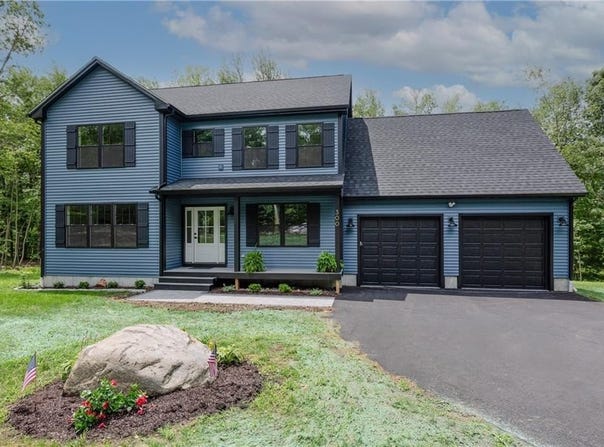300 Tower Hill Road, Cumberland, RI 02864