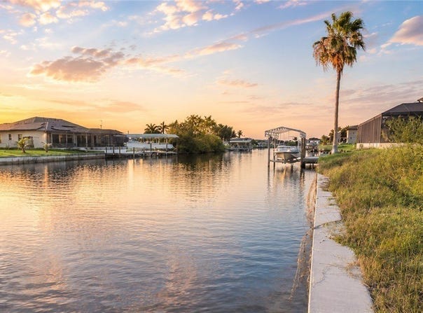 1206 NW 36th Avenue, Cape Coral, FL 33993