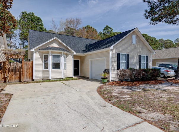 9394 Night Harbor Drive, Leland, NC 28451