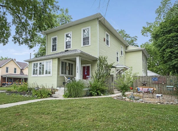 1236 Runnion Avenue, Fort Wayne, IN 46808-2589
