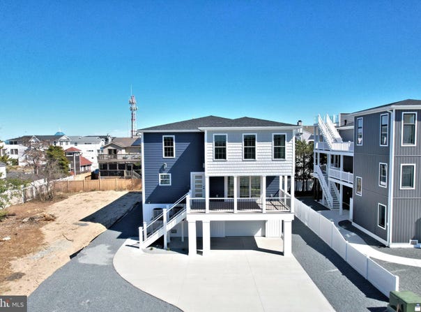 19 TENNESSEE AVE., LEWES, DE 19958