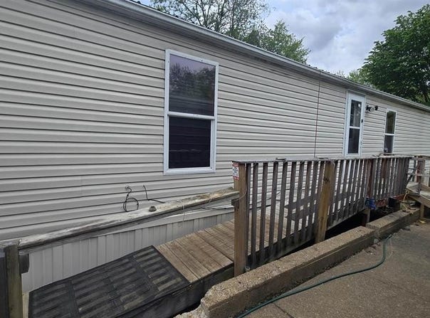 1894 Meadows Road, Morganfield, KY 42437