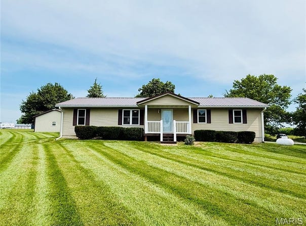 23120 Highway EE, Center, MO 63436