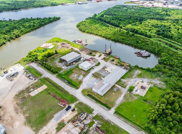 230 Menard Rd, Houma, LA 70363