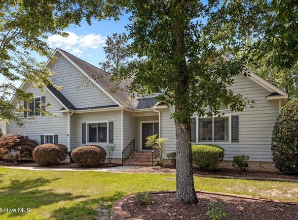 425 Cypress Landing Trail, Chocowinity, NC 27817