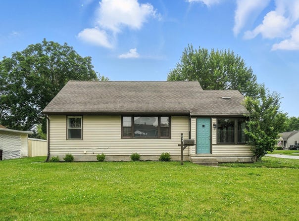 215 Blackburn Drive, Lima, OH 45805