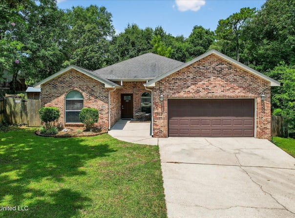9920 Honalo Place, Diamondhead, MS 39525
