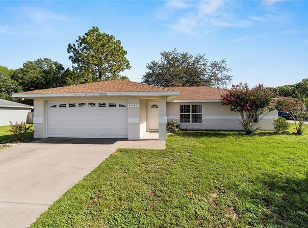 8467 SE 120TH PLACE, BELLEVIEW, FL 34420