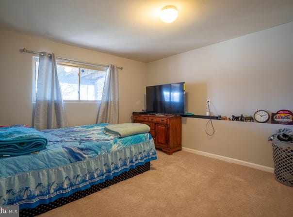7711 ANDERSON COURT, MANASSAS, VA 20109