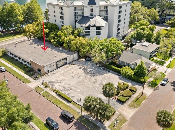 421 E ROBINSON Street, ORLANDO, FL 32801