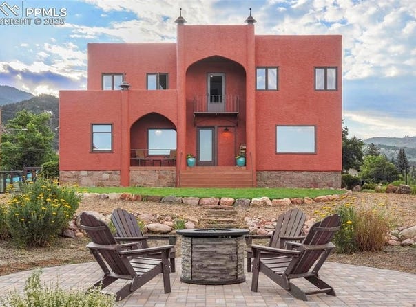 153 Capitol Hill Avenue, Manitou Springs, CO 80829