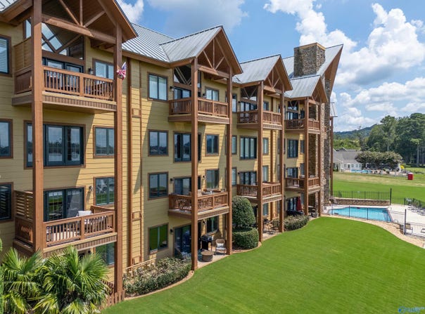 Unit 7024 Val Monte Drive, Guntersville, AL 35976