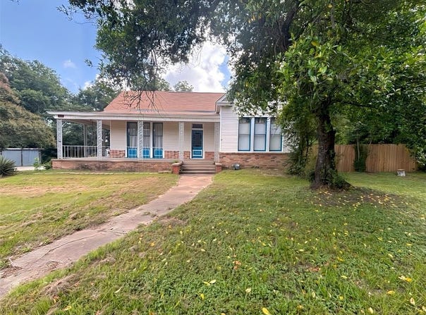 1915 N Jackson Street, Palestine, TX 75803