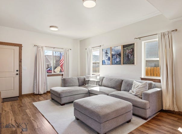 1009 Idaho unit: B, Belgrade, MT 59714