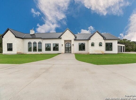 26819 Pecan Bluff, Boerne, TX 78006