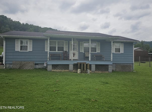 101 Earle Lane, Middlesboro, KY 40965