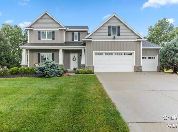 5684 Duncan Cove Court, Caledonia, MI 49316