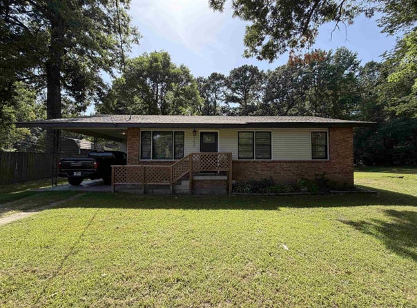 165 S 12th Avenue, Piggott, AR 72454