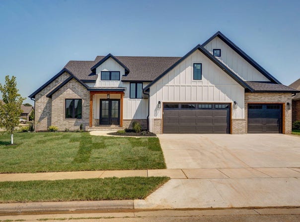 1394 N Rockingham Avenue, Nixa, MO 65714