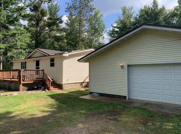 N11787 ROBIN LANE, Elcho, WI 54428